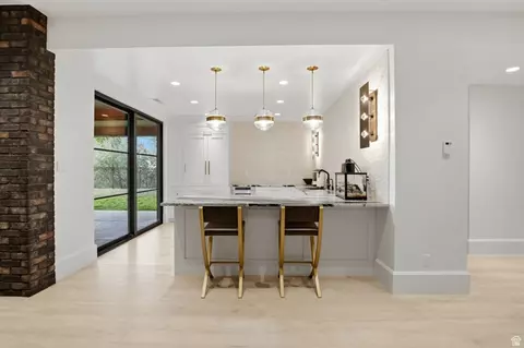 Kitchen - 349 Ford Canyon Dr, Centerville, UT 84014 photo 7 of 10