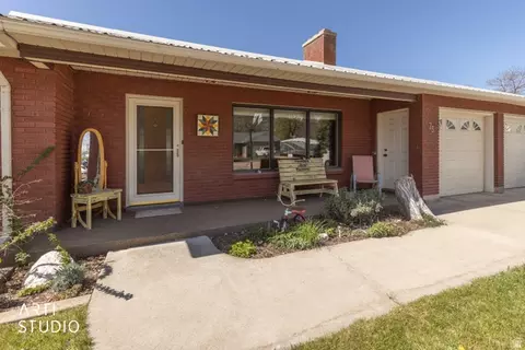 Exterior - 75 N Williams Cr, Morgan, UT 84050 photo 3 of 13