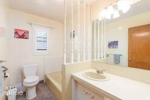 Bath - 75 N Williams Cr, Morgan, UT 84050 photo 2 of 3