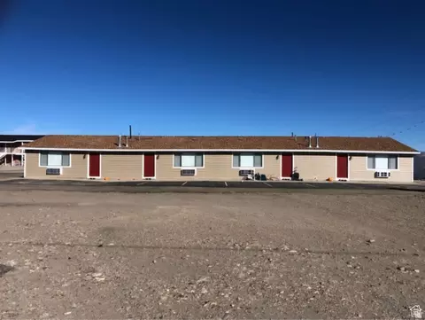570 W Main St, Green River, UT 84525