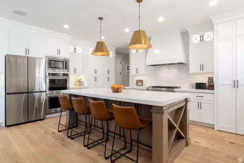 Kitchen - 179 E Twin Hollow Dr #19, Mapleton, UT 84664 photo 2 of 8