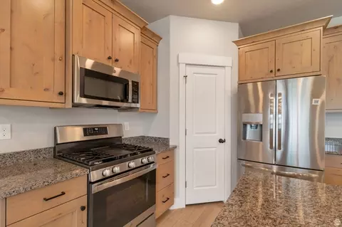 Kitchen - 278 E 1850 N, North Ogden, UT 84414 photo 3 of 3