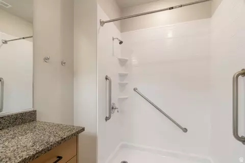Bath - 278 E 1850 N, North Ogden, UT 84414 photo 2 of 3