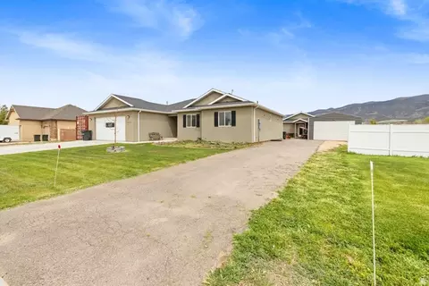 3476 N Covered Wagon Dr, Enoch, UT 84721