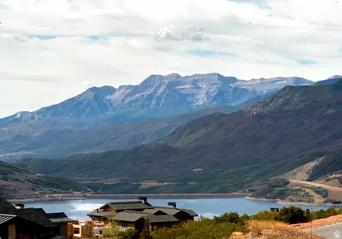 2097 E Peak View Dr E #386, Hideout, UT 84036