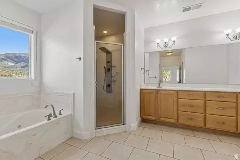 Bath - 1001 E Pine Valley Rd, Pine Valley, UT 84781 photo 7 of 7