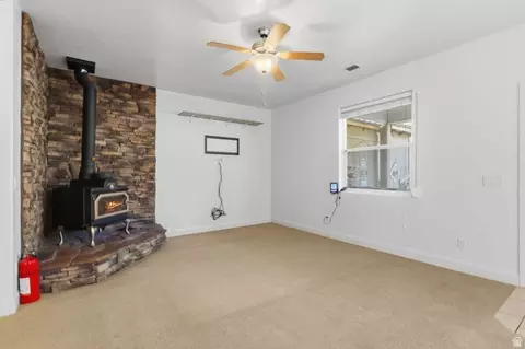 Living - 1001 E Pine Valley Rd, Pine Valley, UT 84781 photo 2 of 5