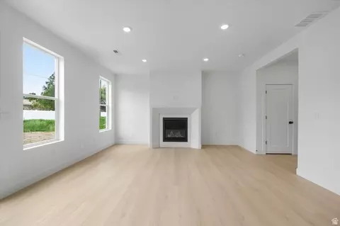 Living - 844 N 400 W, Logan, UT 84321 photo 1 of 4