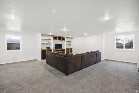 Living - 892 E 400 S, Smithfield, UT 84335 photo 3 of 3