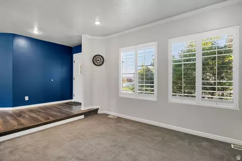 Living - 892 E 400 S, Smithfield, UT 84335 photo 1 of 3