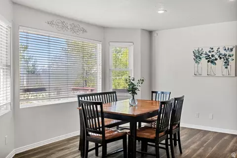 Dining - 892 E 400 S, Smithfield, UT 84335 photo 2 of 2