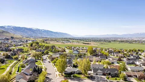 View/Area - 892 E 400 S, Smithfield, UT 84335 photo 2 of 4