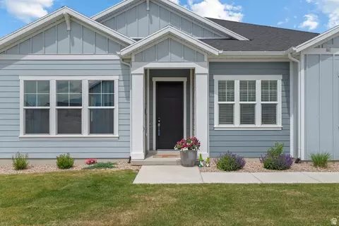 Exterior - 531 N Legend Way W #D, Mapleton, UT 84664 photo 3 of 11