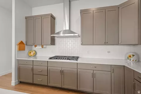 Kitchen - 531 N Legend Way W #D, Mapleton, UT 84664 photo 3 of 4