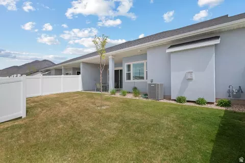Exterior - 531 N Legend Way W #D, Mapleton, UT 84664 photo 4 of 11