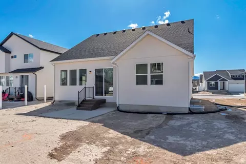 Exterior - 1302 N 1475 E #40, Payson, UT 84651 photo 4 of 5