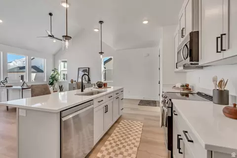 Kitchen - 1302 N 1475 E #40, Payson, UT 84651 photo 2 of 5