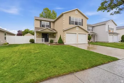 2159 E Hawthorne St, Saratoga Springs, UT 84043