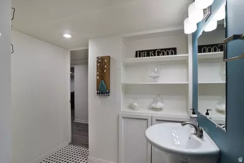 Bath - 9763 S Chylene Dr, Sandy, UT 84092 photo 5 of 5