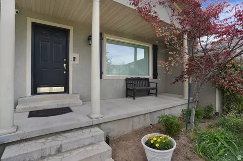 Exterior - 9763 S Chylene Dr, Sandy, UT 84092 photo 9 of 9