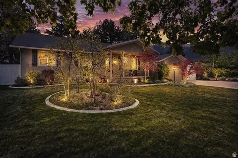 Exterior - 9763 S Chylene Dr, Sandy, UT 84092 photo 2 of 9