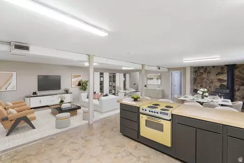 Kitchen - 461 E 2175 N, North Ogden, UT 84414 photo 5 of 5
