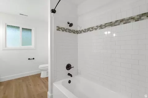 Bath - 461 E 2175 N, North Ogden, UT 84414 photo 3 of 4