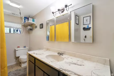 Bath - 461 E 2175 N, North Ogden, UT 84414 photo 4 of 4