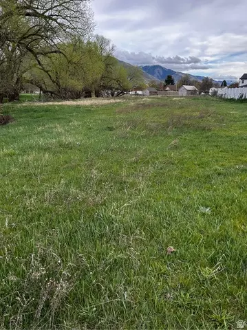3111 S Main St, Nibley, UT 84321 photo 2