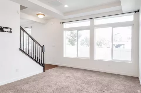 Living - 425 S 680 E, American Fork, UT 84003 photo 1 of 2