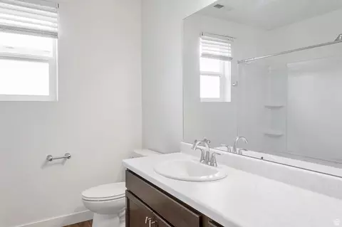 Bath - 425 S 680 E, American Fork, UT 84003 photo 2 of 3