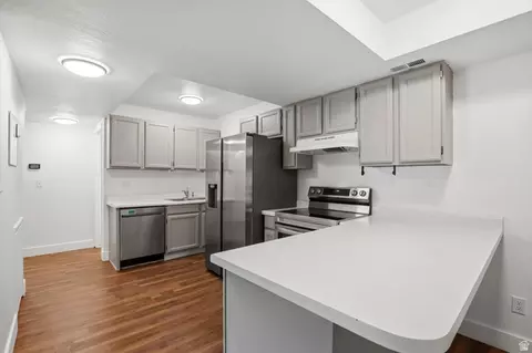 Kitchen - 88 W 50 S #P-10, Centerville, UT 84014 photo 1 of 2