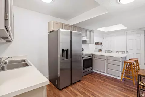 Kitchen - 88 W 50 S #P-10, Centerville, UT 84014 photo 2 of 3