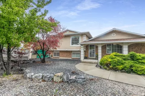7247 S Woodgreen Rd W, West Jordan, UT 84084