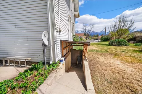 Exterior - 14 S 800 W, Orem, UT 84058 photo 9 of 9