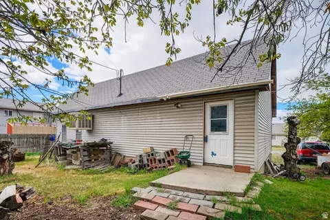 Exterior - 14 S 800 W, Orem, UT 84058 photo 6 of 9