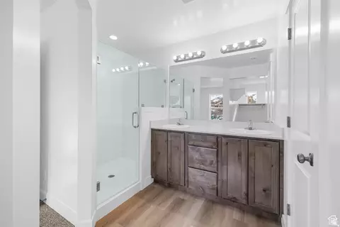 Bath - 4015 S Woodland Ave #325MTH, Mapleton, UT 84664 photo 2 of 3