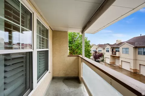 Exterior - 7635 S Lark Meadow Cv, Midvale, UT 84047 photo 1 of 2