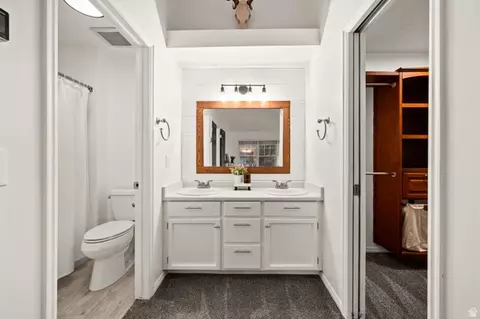 Bath - 7635 S Lark Meadow Cv, Midvale, UT 84047 photo 2 of 2