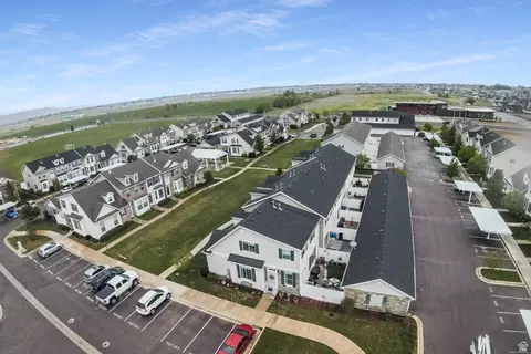 View/Area - 677 N 220 E, Salem, UT 84653 photo 4 of 9