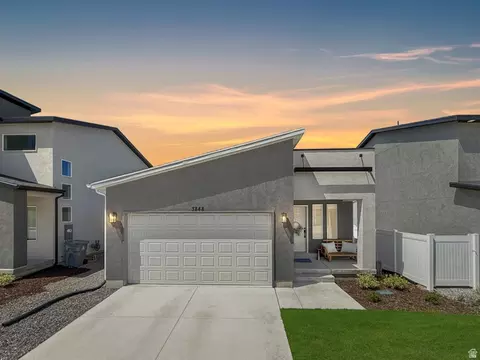 3848 S Sage Wood Ave, Mapleton, UT 84664
