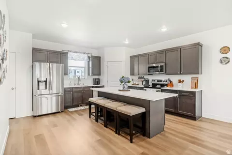 Kitchen - 701 E Garden Grove Dr, Eagle Mountain, UT 84005 photo 1 of 4