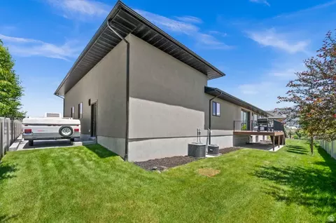 Exterior - 507 W Windmill Gate Cv, Draper, UT 84020 photo 7 of 7