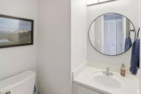 Bath - 627 E Springhill Dr, Murray, UT 84107 photo 1 of 5