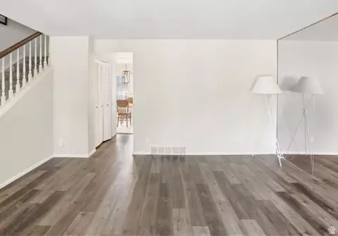 Living - 627 E Springhill Dr, Murray, UT 84107 photo 4 of 4