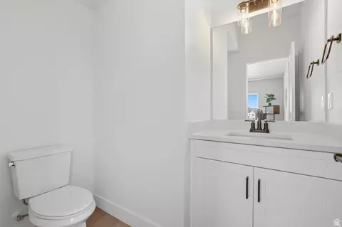 Bath - 7645 S 300 E, Midvale, UT 84047 photo 3 of 4