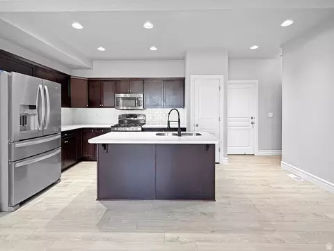 Kitchen - 2799 W 100 S, West Point, UT 84015 photo 1 of 3