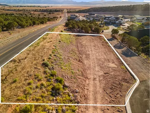 3237 W Moon Crest Dr #3, Cedar City, UT 84720