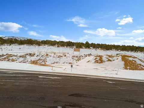 3185 W Moon Crest Dr #5, Cedar City, UT 84720