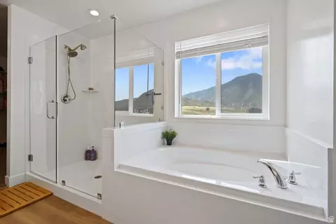 Bath - 683 W Powderwood Ln, Mapleton, UT 84664 photo 2 of 4